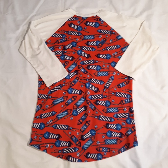 LULAROE women's fire cracker t-shirt Siz Small - Picture 2 of 3